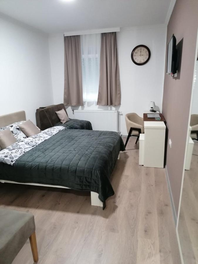 Rivera Club Bed and Breakfast Raška Eksteriør billede